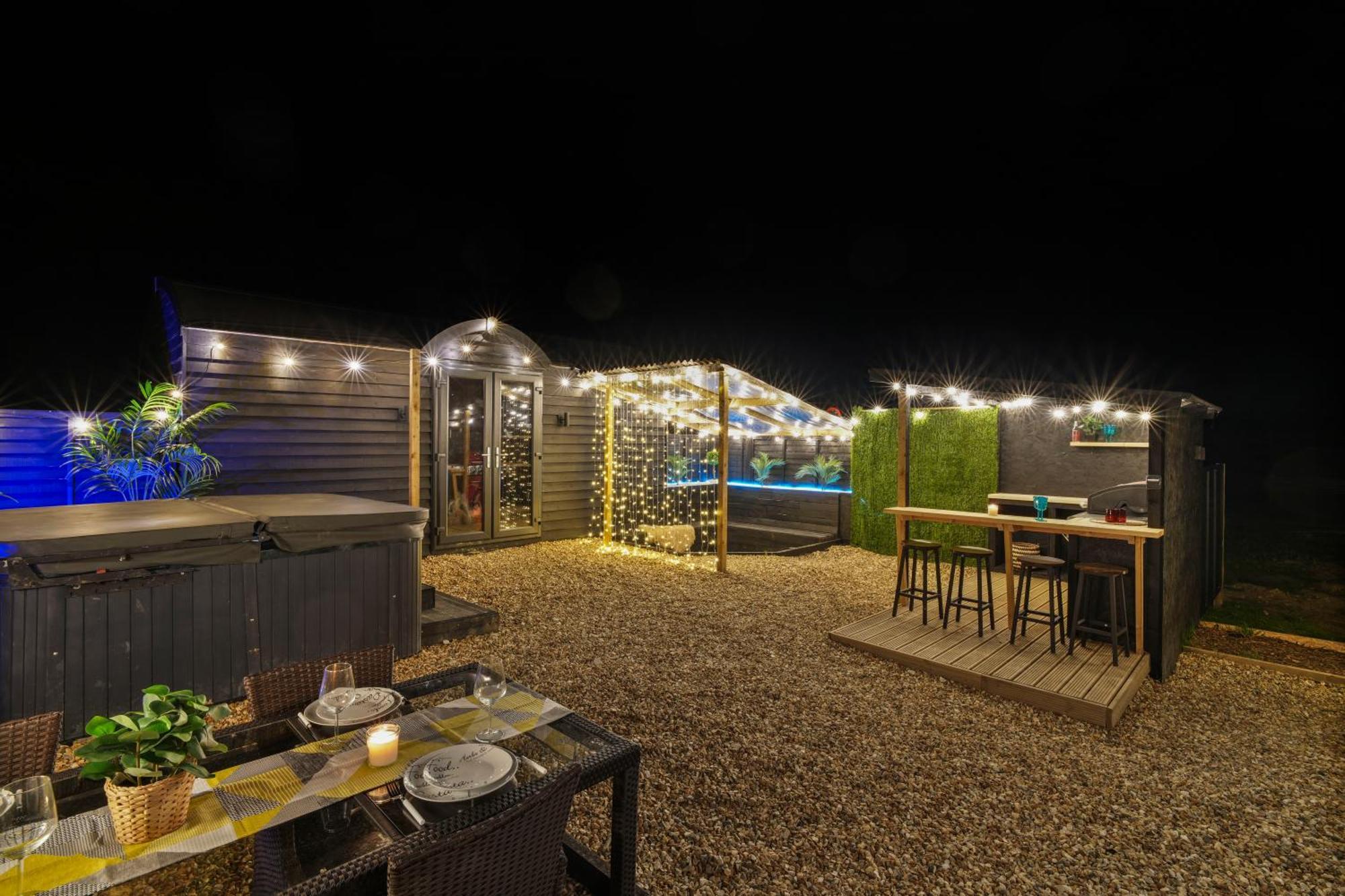 The Lodge At The Outside Inn Mountfield Экстерьер фото